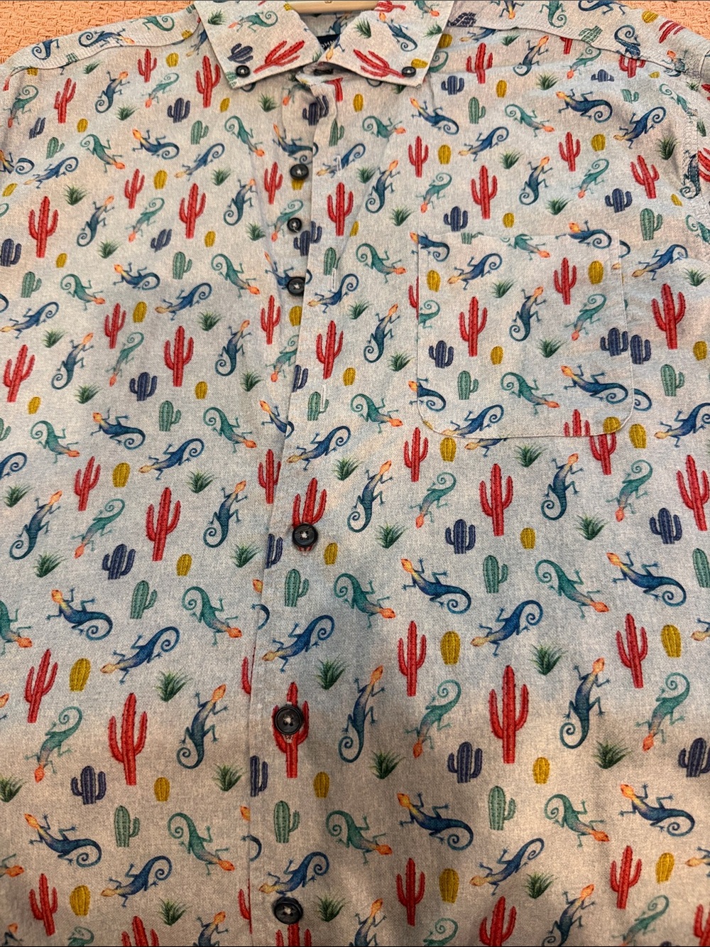 johnnie-O Southwest Blue Lizzard Short Sleeve Button-Down Shirt Size M top shelf